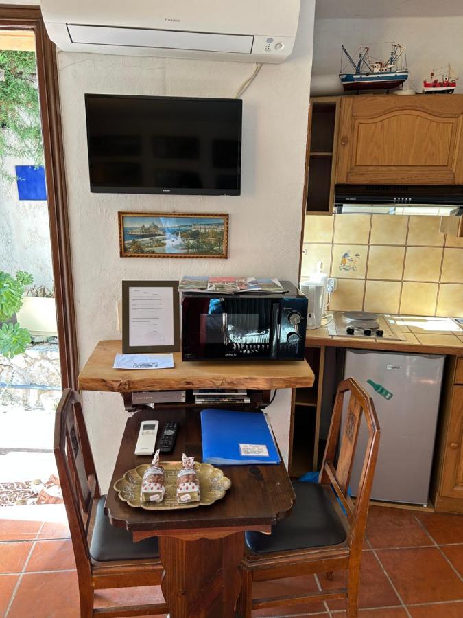 艾日 马萨旅馆酒店 外观 照片